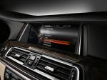 BMW 750d xDrive 2012 года